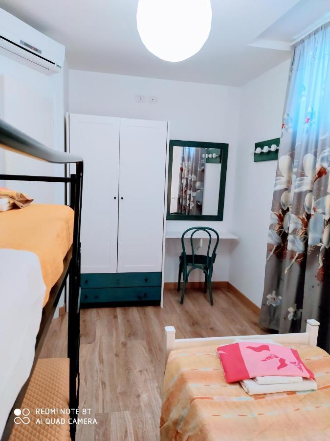 Villa Rafael Con Piscina, Iun P4098 阿尔盖罗 外观 照片