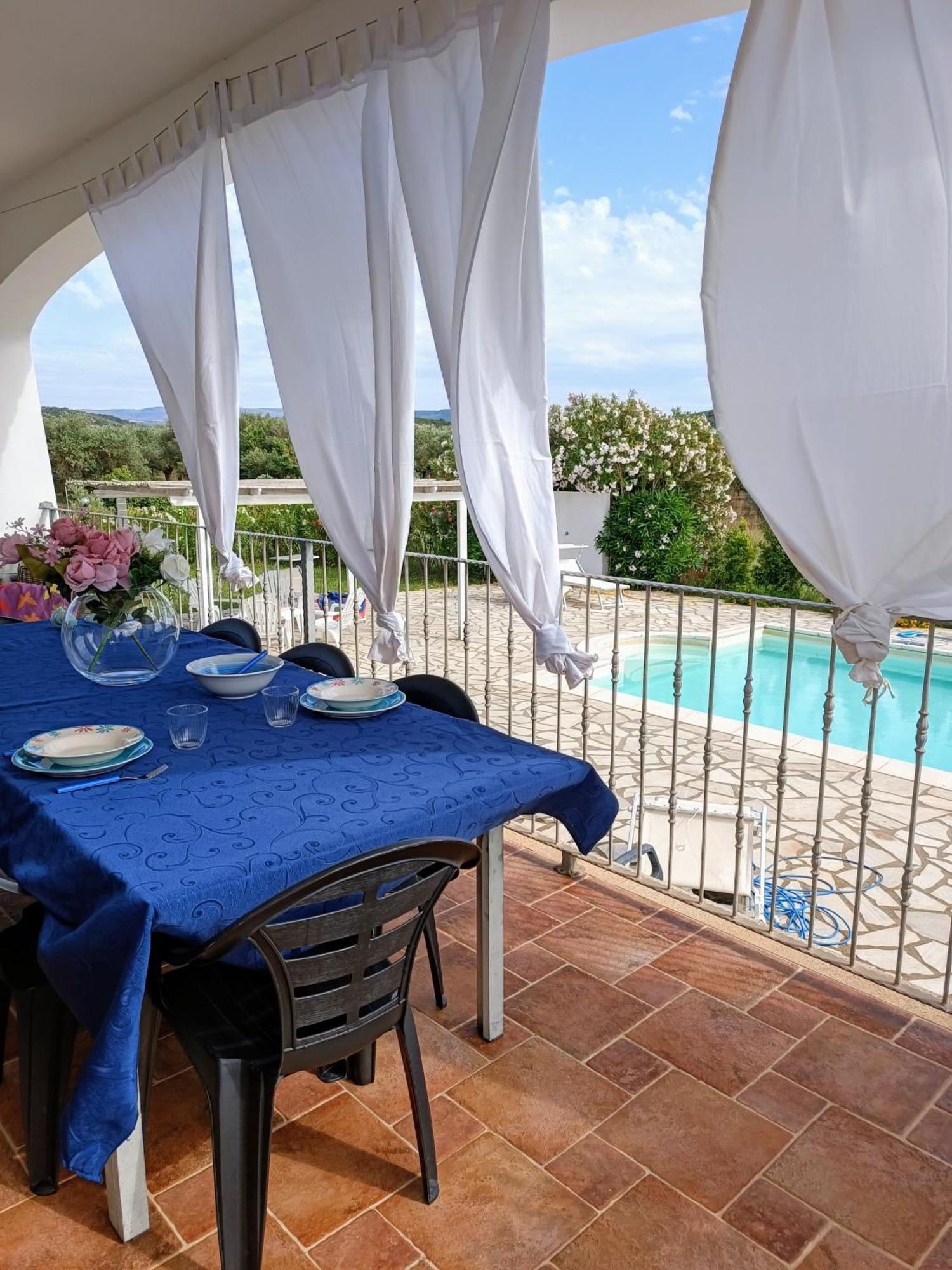 Villa Rafael Con Piscina, Iun P4098 阿尔盖罗 外观 照片