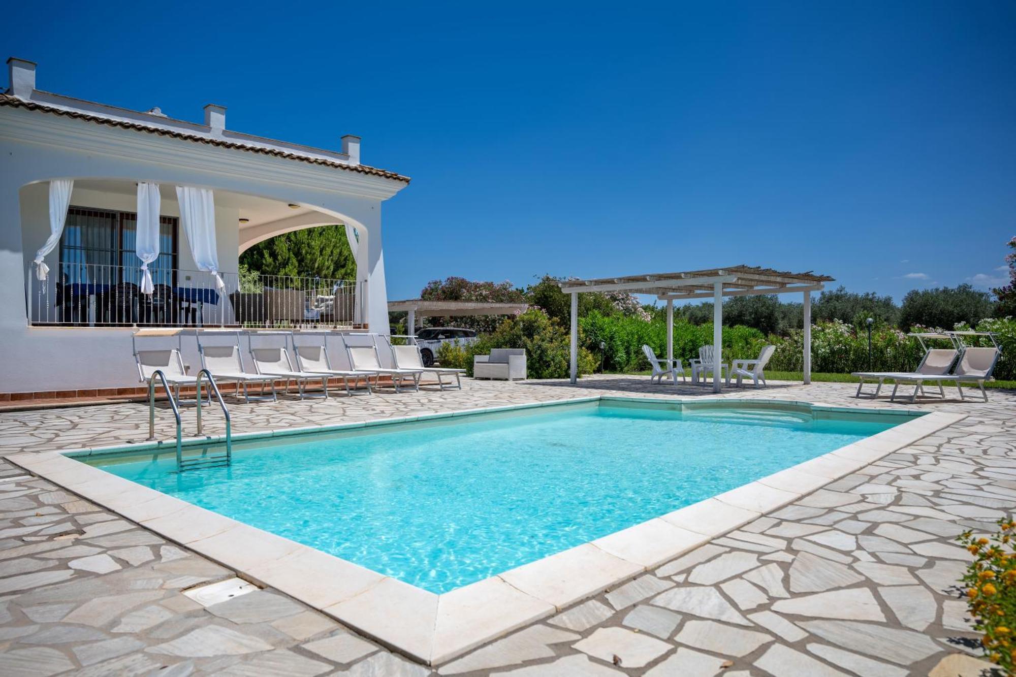 Villa Rafael Con Piscina, Iun P4098 阿尔盖罗 外观 照片